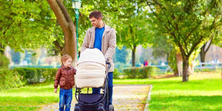Congedi parentali, maternità e paternità: le novità dal 13 agosto