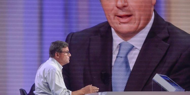 Elezioni 2022, Renzi apre a Calenda: “Iv disponibile a dialogo”
