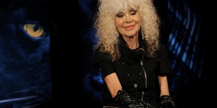 Donatella Rettore ha il Covid: “Sto male, spero di farcela”