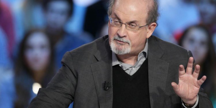 Salman Rushdie, Bernard-Henri Lévy: “Assegnare a lui il Nobel per la Letteratura”