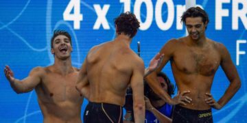 Europei nuoto, Italia oro nei 4×100 stile libero maschile