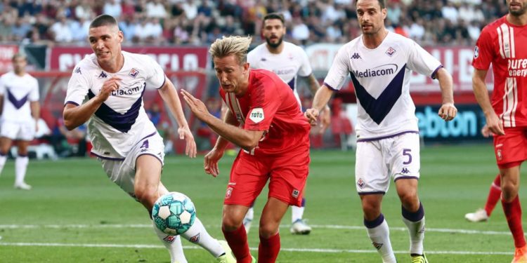 Twente-Fiorentina 0-0, viola ai gironi di Conference League