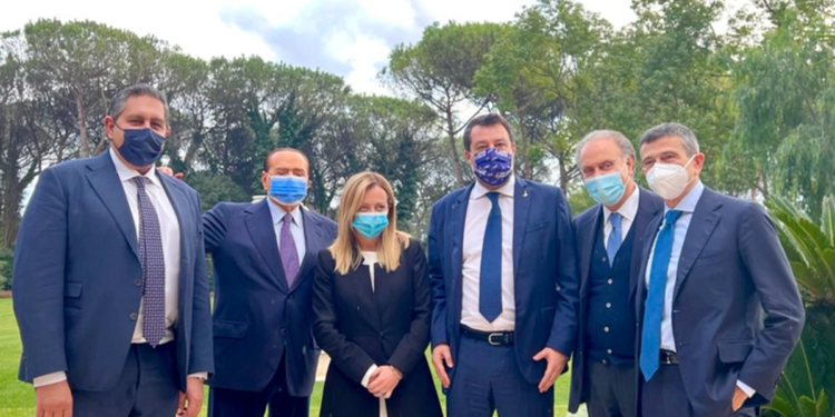 Elezioni 2022, alleanza Toti-Lupi e Cesa-Brugnaro riapre scontro su seggi centrodestra