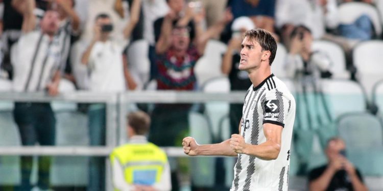 Juve-Sassuolo 3-0, gol Di Maria e doppietta Vlahovic
