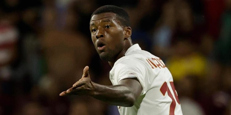 Roma, grave infortunio per Wijnaldum: lungo stop