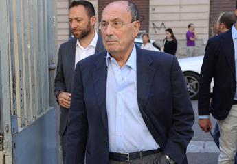 Caro voli, Schifani a Ryanair: “Spazzatura è vessare siciliani con prezzi esorbitanti”