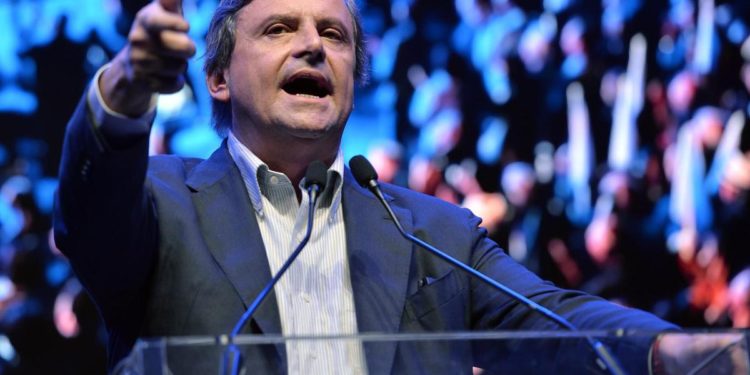 Riforme, Calenda: “Ci vuole una sola Camera”