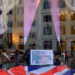 Elisabetta: Babingtons a piazza di Spagna chiude per lutto e dedica la vetrina alla Regina