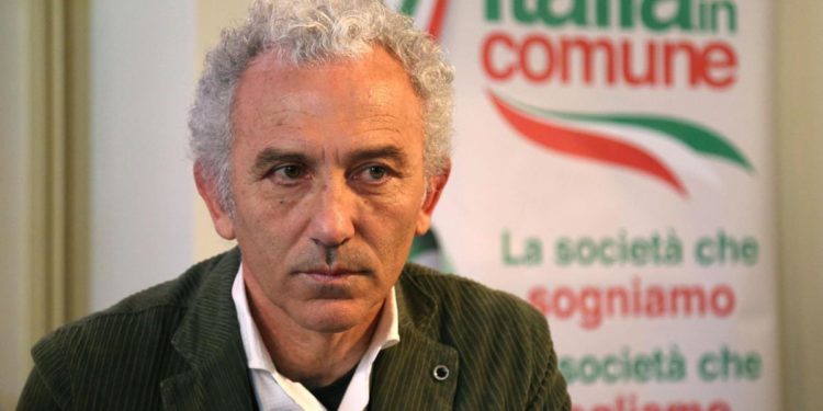 Latina, consiglieri centrodestra si dimettono: decade sindaco Coletta