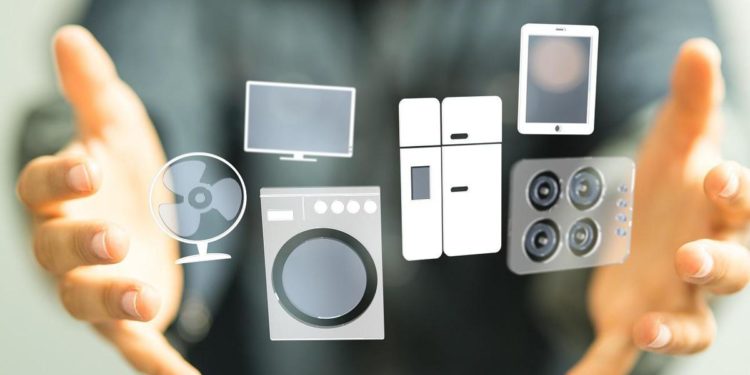 Dalla tv al frigo, cosa pesa di più in bolletta?