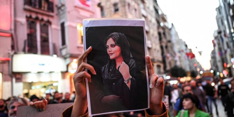 Iran, Ong: almeno 31 morti nelle proteste per Mahsa Amini