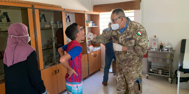 Libano, i Caschi blu italiani curano la popolazione a domicilio