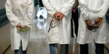 Sanità pubblica, entro il 2027 circa 47.300 medici in meno