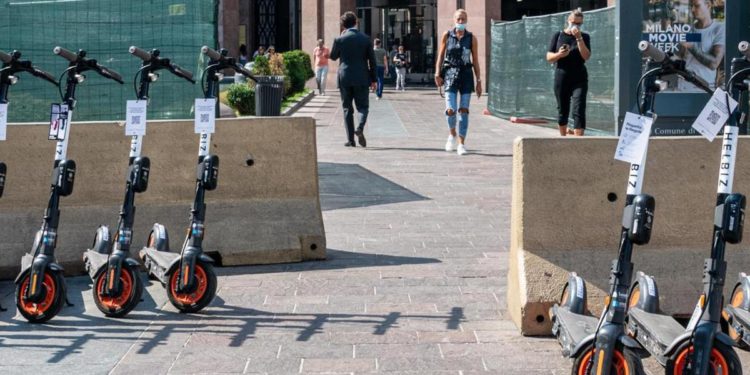 Monopattini elettrici, ecco i requisiti chiesti dal Ministero