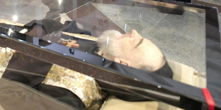 Padre Pio, appello comitati esporre reliquia cuore tutto l’anno: “Gesto importante per fedeli”