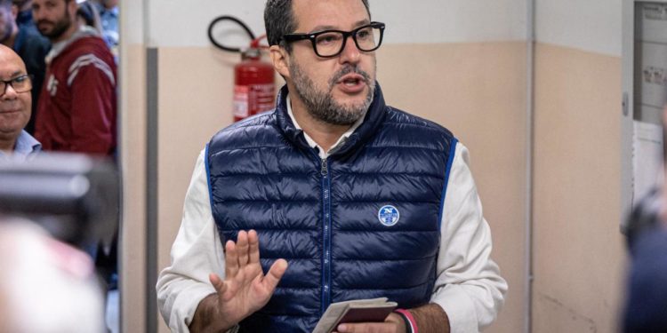 Elezioni 2022, Salvini vota a Milano e rompe il silenzio elettorale