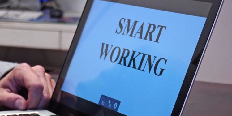 Smart working contro caro energia, la proposta
