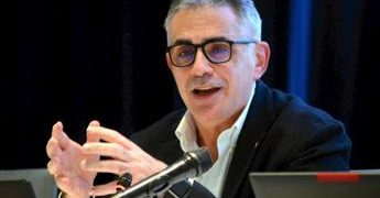 Elezioni regionali Lombardia, Pregliasco candidato: “Correrò per Majorino”