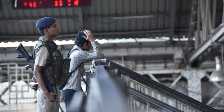 India, graffiti su vagoni metro: arrestati 4 writers italiani