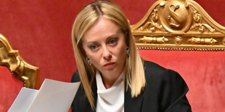 Covid, Meloni: “Prese misure senza basi, scienza non è religione”