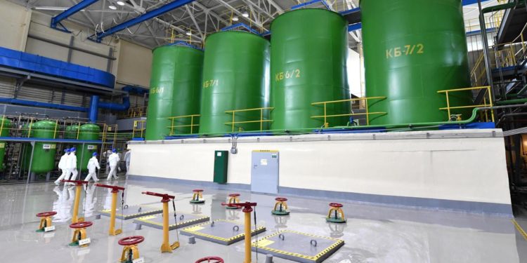 Nucleare, la minaccia russa e il controverso modello francese