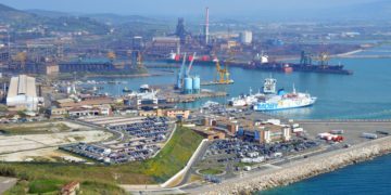 Gas, il rigassificatore a Piombino è fondamentale. A che punto siamo?