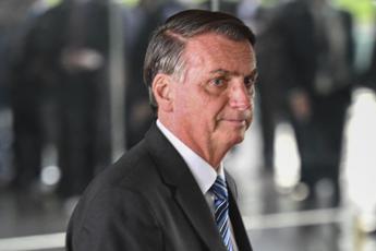 Brasile, Bolsonaro vola negli Usa: non sarà a insediamento Lula