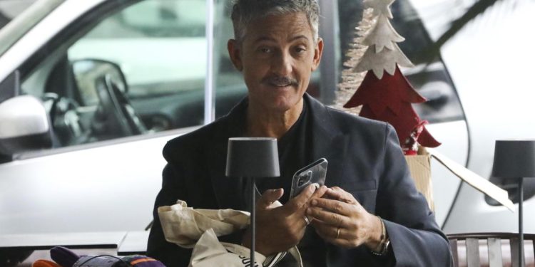 Qatar 2022, Fiorello ego rapper a sostegno diritti Lgbtq+