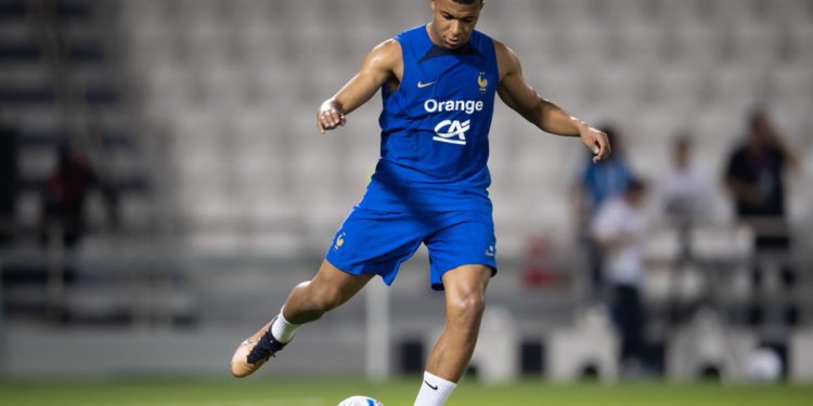 Mbappé si candida a uomo copertina del mondiale