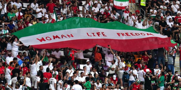 Qatar 2022, dai giocatori dell’Iran il primo fatto dei Mondiali