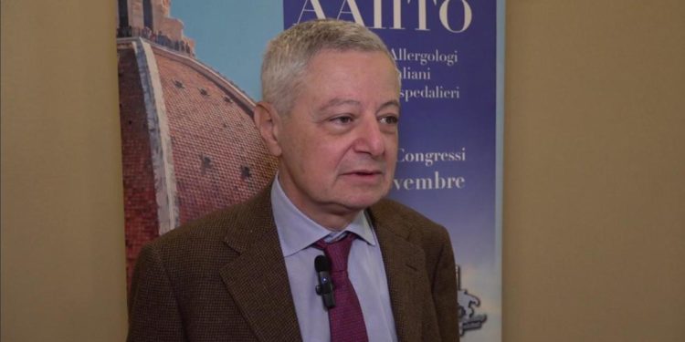 Allergologo Tedeschi: “Asma allergico scudo verso conseguenze gravi Covid”