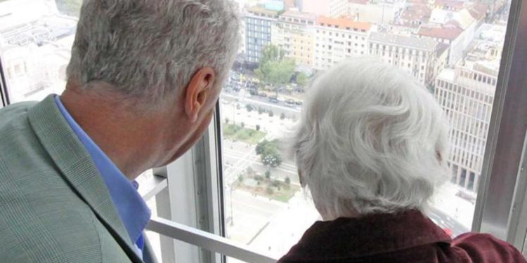 Pensioni novembre 2022: date, aumenti e bonus 150 euro