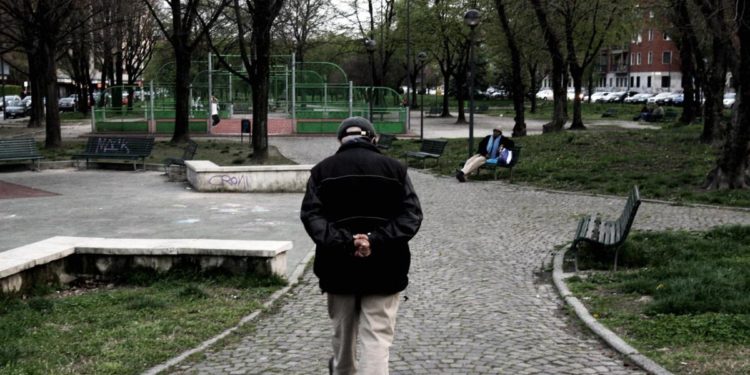 Alzheimer, test urine in futuro potrebbe svelarlo