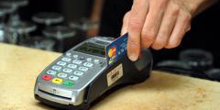 Manovra 2023, bozza: stop obbligo Pos fino a 60 euro