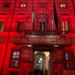 P.Chigi si illumina di rosso: sulla facciata i nomi delle donne vittime di femminicidio