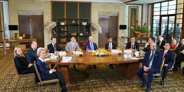 A Bali vertice urgente leader G7 e Nato