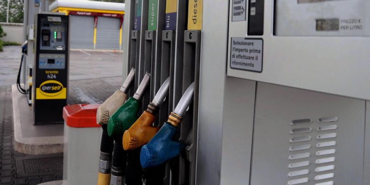 Carburanti in Italia, prezzi di benzina e diesel oggi