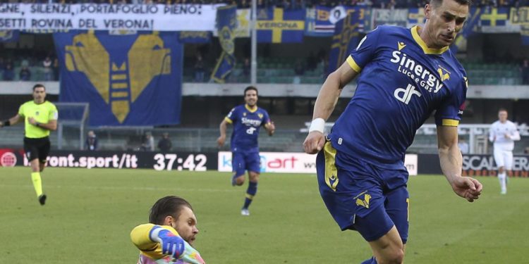 Dragowski, infortunio terribile: caviglia rotta, addio Mondiali