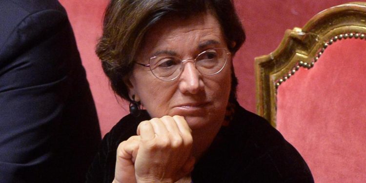 Aborto, Roccella: “La 194 non si tocca”