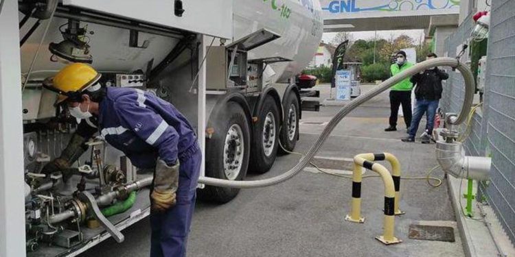 Gas, l’impegno di Biden sul prezzo del Gnl americano: perché è troppo caro