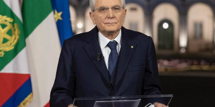 Covid, Mattarella: “Vittime monito permanente e appello severo a responsabilità”