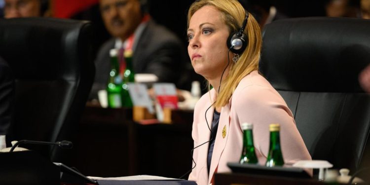 Ucraina, Meloni: “Da Russia azioni inaccettabili, convinto sostegno a Kiev”