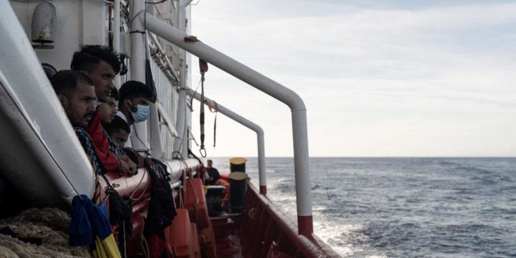 Migranti, Commissione Ue chiede vertice straordinario ministri Interni