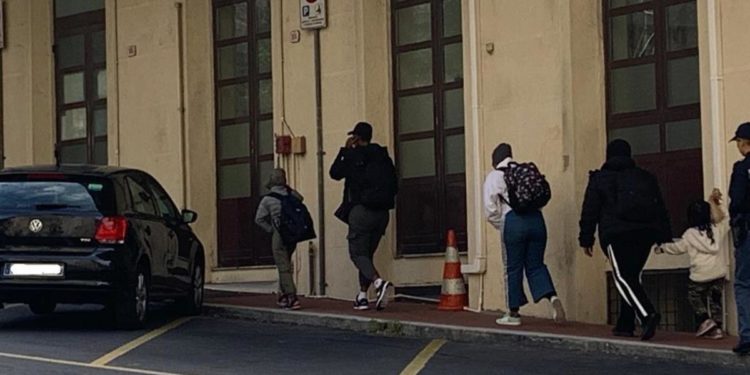 Migranti, continuano i controlli francesi a Ventimiglia: decine di respingimenti