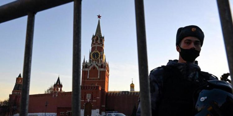 Ucraina, Russia: “Negoziati ci saranno, tempi dipendono da Usa ed Europa”