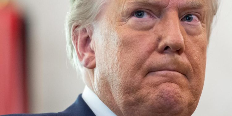 Usa, Trump contro DeSantis: “E’ mediocre e sleale”