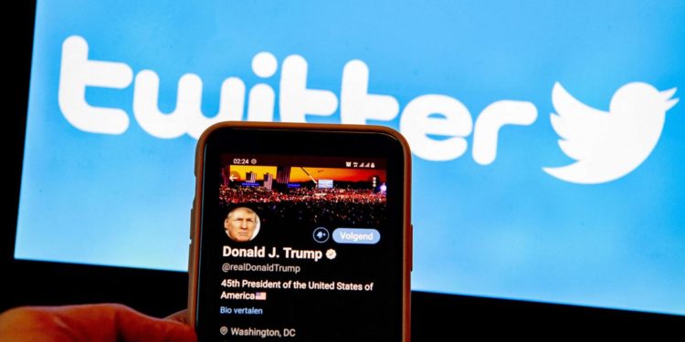Twitter, Elon Musk: “Chiusura profilo Trump è stato grave errore”