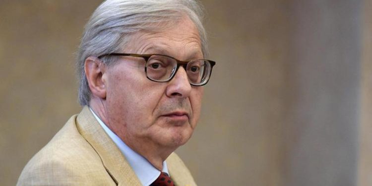 Montesano, Sgarbi: “Non si può punire una maglietta con marca motoscafo”