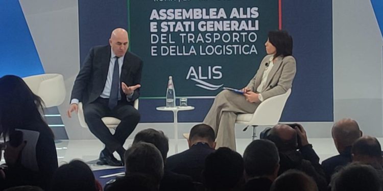 Crosetto: “Conte critichi se stesso, governo sta dando esecuzione a decreti precedente esecutivo”