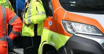 Agrigento, pulmino investe scolaresca: 6 bimbi feriti